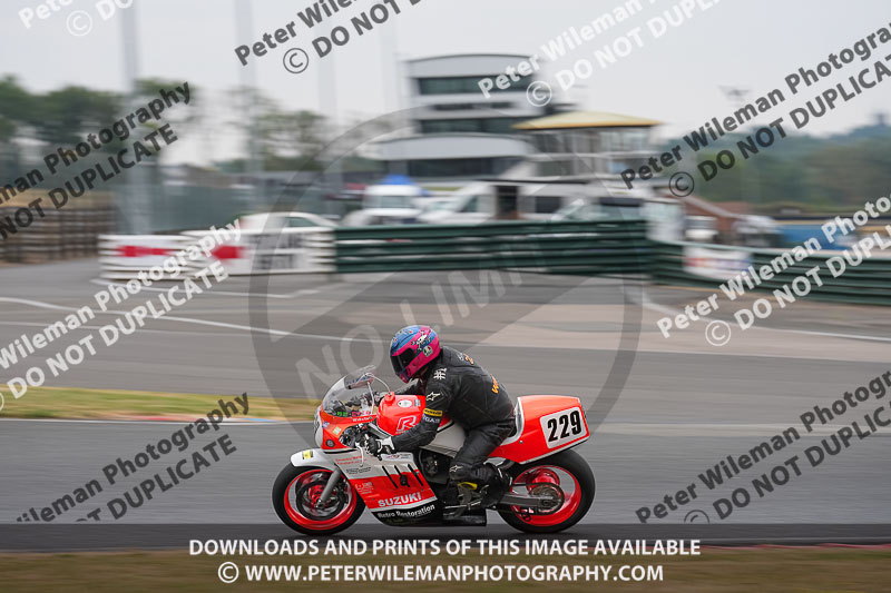 enduro digital images;event digital images;eventdigitalimages;mallory park;mallory park photographs;mallory park trackday;mallory park trackday photographs;no limits trackdays;peter wileman photography;racing digital images;trackday digital images;trackday photos